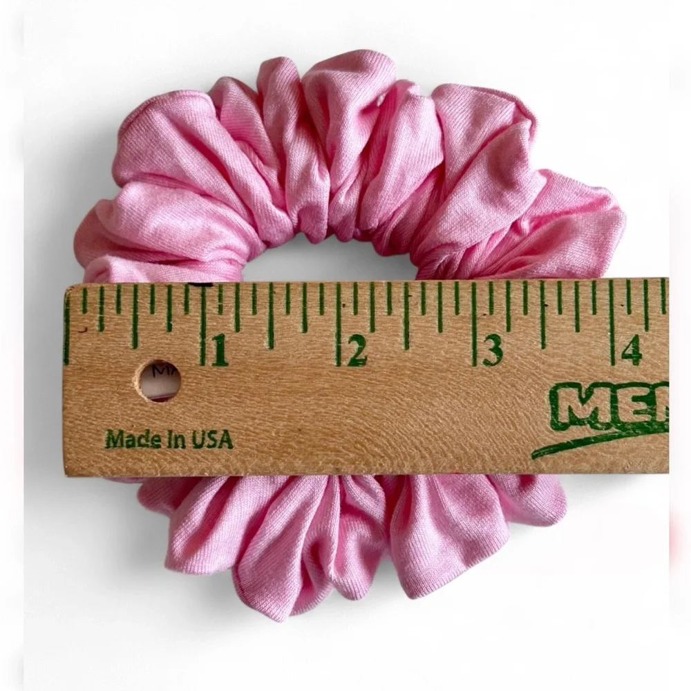 HANDMADE Pink Scrunchie And BowSet
